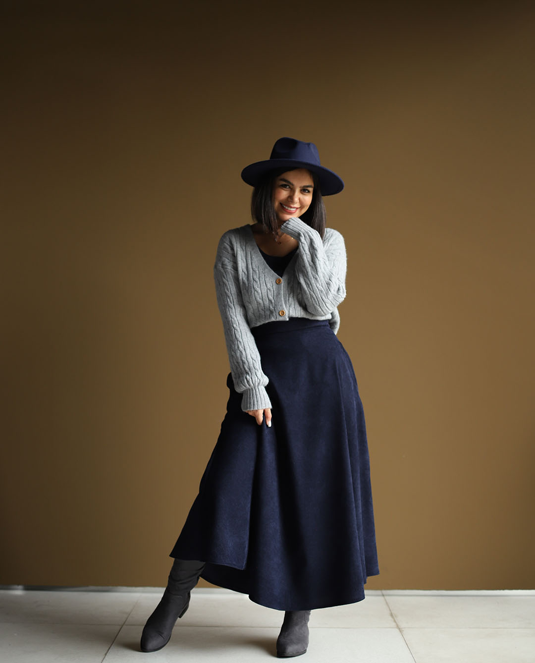 دامن مخمل کبریتی آذر C.281